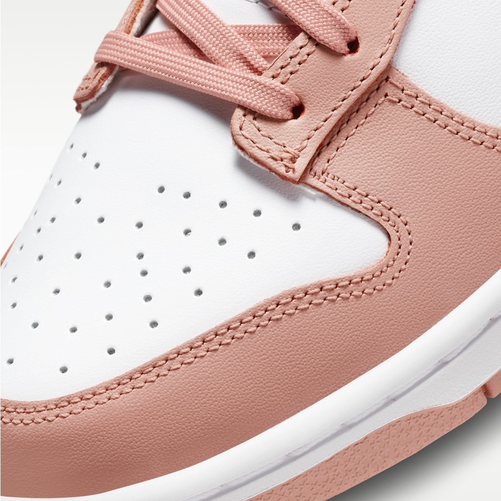 Nike White DUNK Low-Top Sneakers - Picture 9 of 9